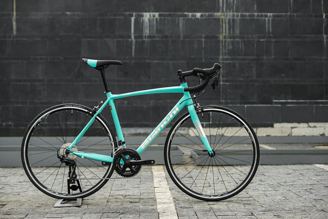 2019 bianchi via nirone claris road bike 7 Shimano 8-Speed Playtri day comfort Bianchi VIA Nirone 7 Shimano